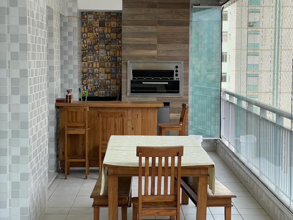 Lindo apartamento a 50 metros da praia Guarujá Exterior foto